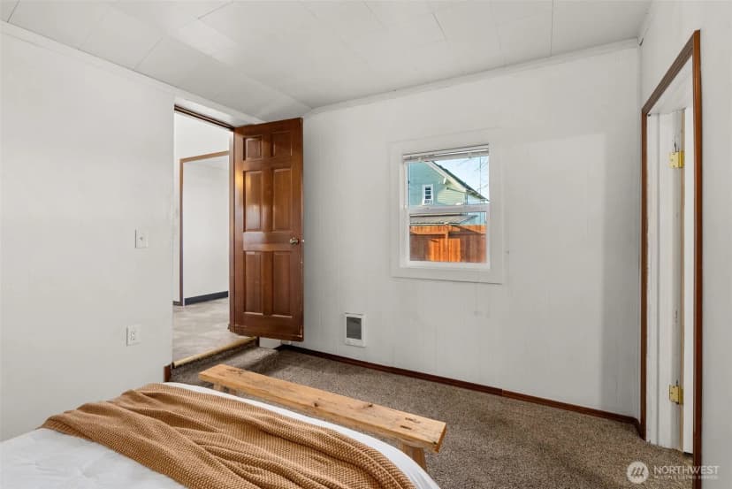 Property photo for 709 W Plum Street, Centralia photo 13