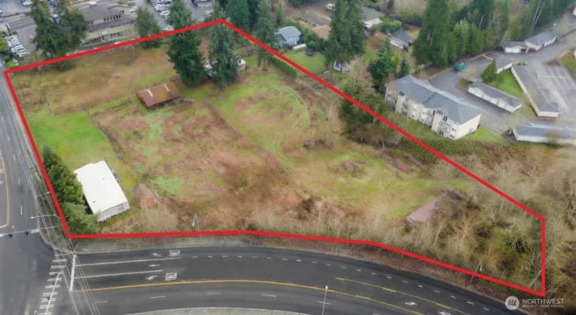 Property photo for 810 39th Avenue Se, Puyallup