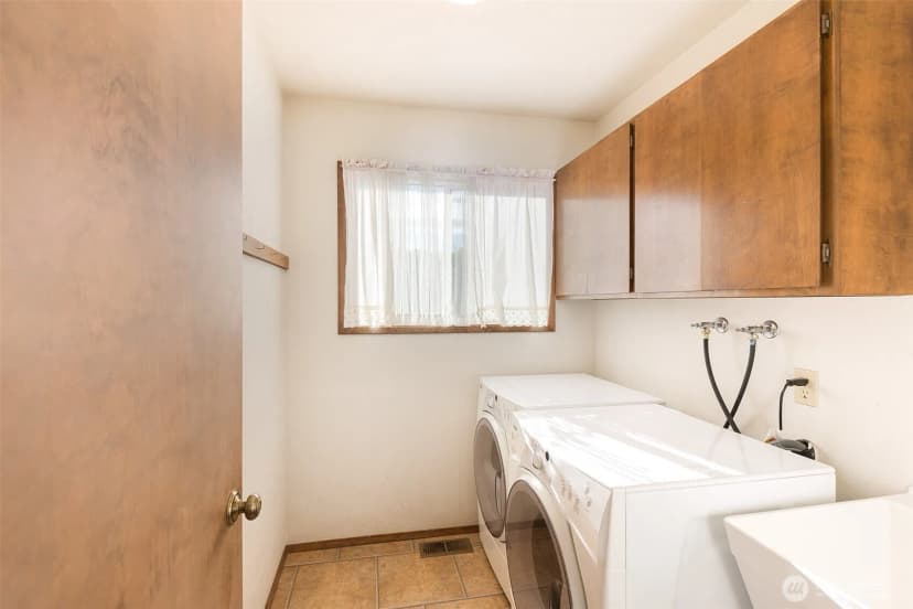 Property photo for 141 Bay View Street, Sequim photo 15