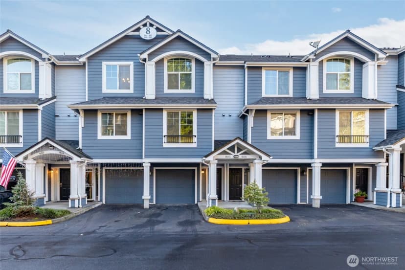 Property photo for 16125 Juanita-woodinville Way Ne #805, Bothell