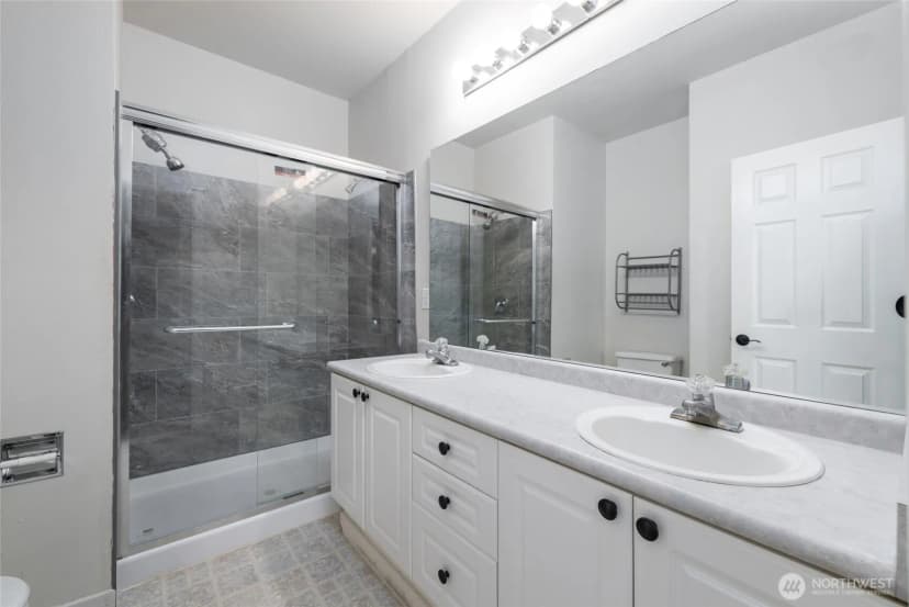 Property photo for 16125 Juanita-woodinville Way Ne #805, Bothell photo 26