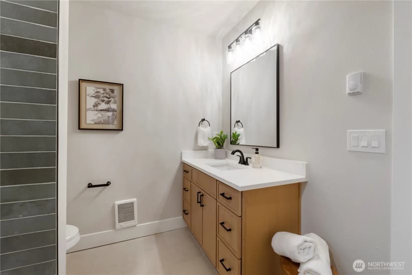 Property photo for 849 Sw 125th Street, Seattle photo 17