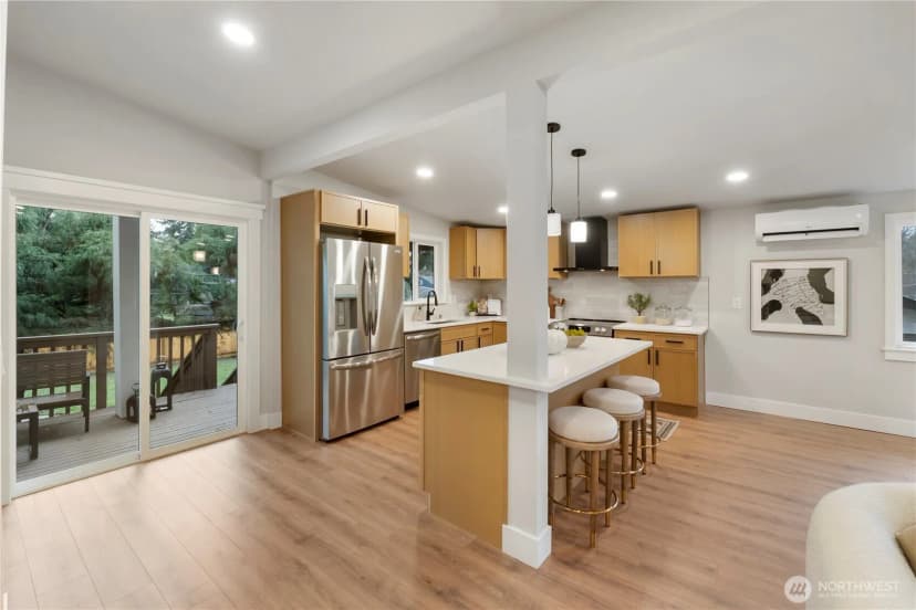 Property photo for 849 Sw 125th Street, Seattle photo 8