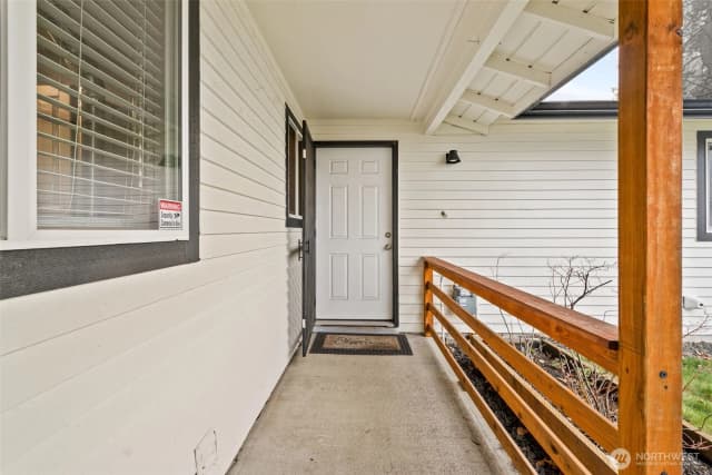 Property photo for 5744 39th Avenue Se, Lacey photo 4