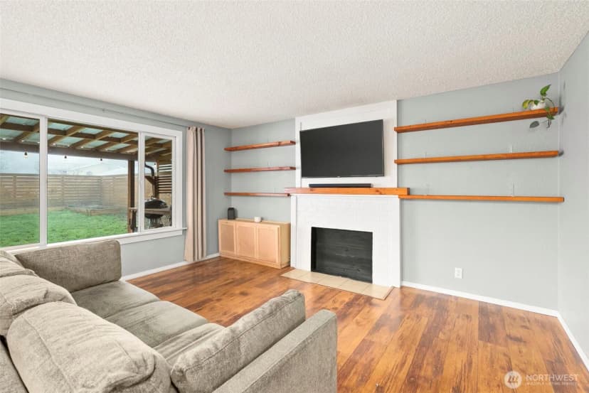 Property photo for 5744 39th Avenue Se, Lacey photo 6