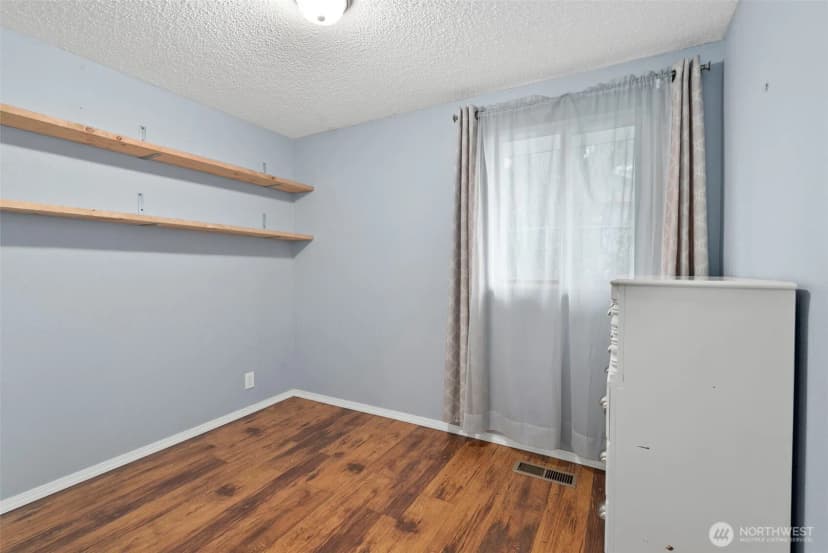 Property photo for 5744 39th Avenue Se, Lacey photo 13