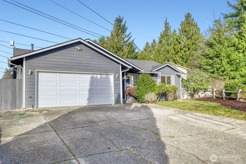Property photo for 1704 88th Drive Se, Lake Stevens photo 2