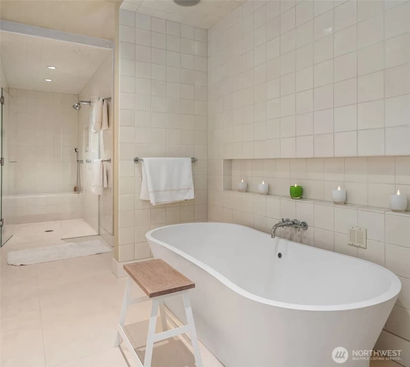 Property photo for 715 2nd Avenue #1501, Seattle photo 29