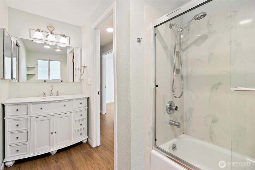 Property photo for 32412 44th Avenue S, Federal Way photo 20