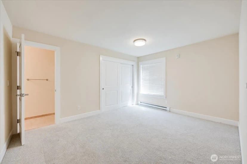Property photo for 14600 Ne 32nd Street #i-16, Bellevue photo 15