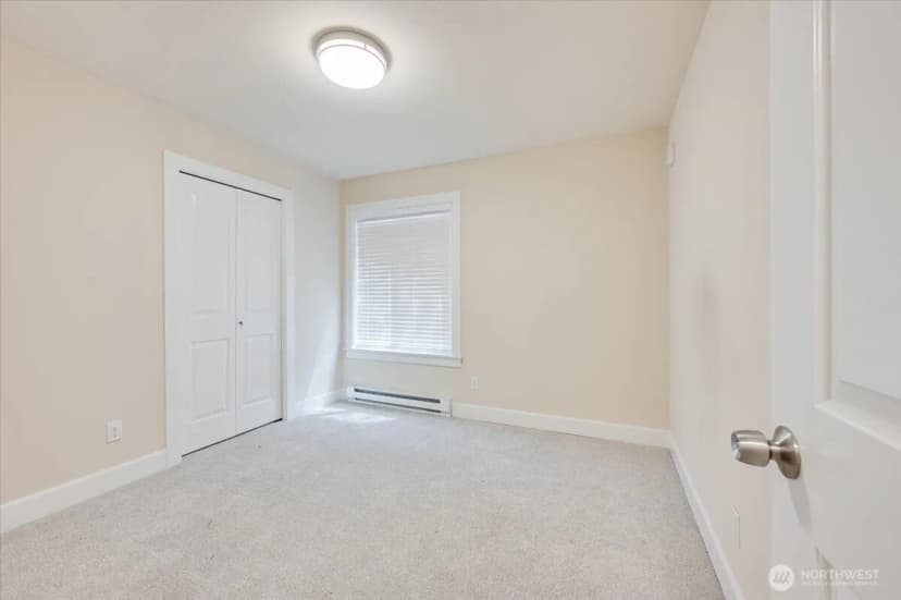 Property photo for 14600 Ne 32nd Street #i-16, Bellevue photo 14