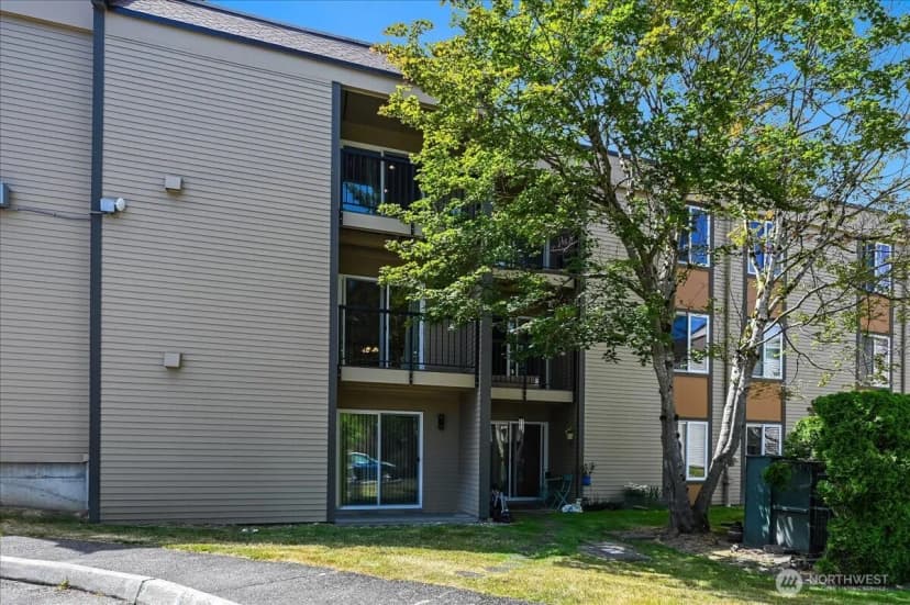 Property photo for 14600 Ne 32nd Street #i-16, Bellevue