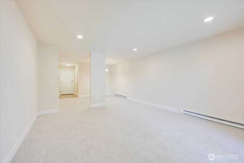 Property photo for 14600 Ne 32nd Street #i-16, Bellevue photo 11