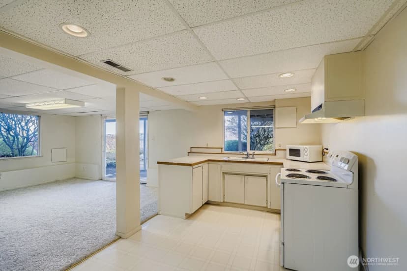 Property photo for 5215 S 164th Street, Tukwila photo 22