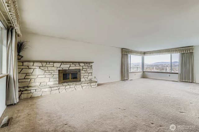 Property photo for 5215 S 164th Street, Tukwila photo 2