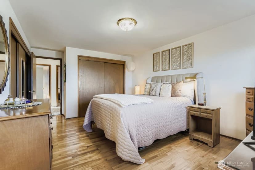 Property photo for 5215 S 164th Street, Tukwila photo 13