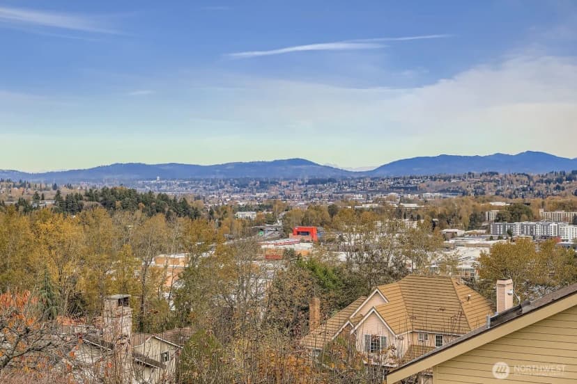 Property photo for 5215 S 164th Street, Tukwila photo 7