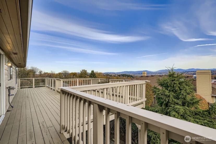 Property photo for 5215 S 164th Street, Tukwila photo 11