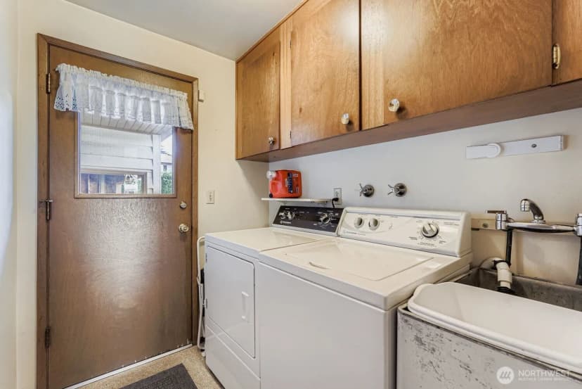 Property photo for 5215 S 164th Street, Tukwila photo 18