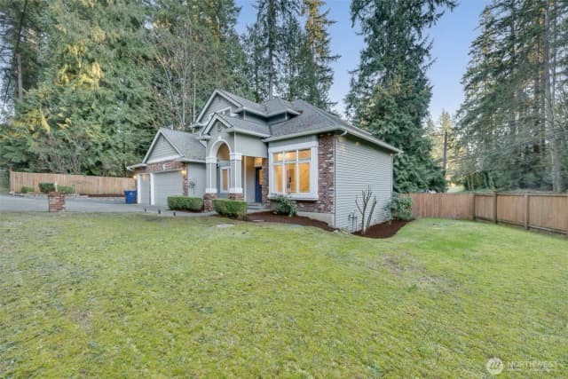 Property photo for 15733 Ne 165th St, Woodinville photo 2