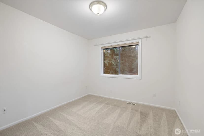 Property photo for 15733 Ne 165th St, Woodinville photo 33