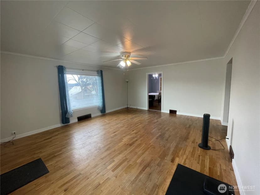 Property photo for 18 Cherry Avenue W, Omak photo 19