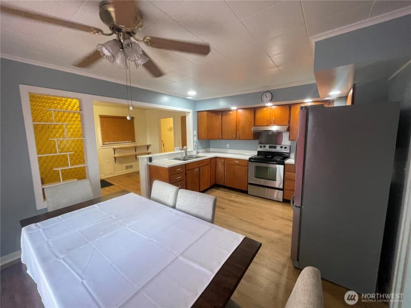 Property photo for 18 Cherry Avenue W, Omak photo 20