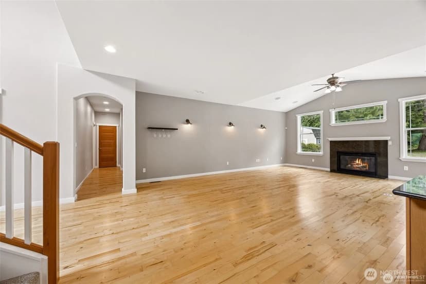 Property photo for 13123 320th Street Ct E, Graham photo 4