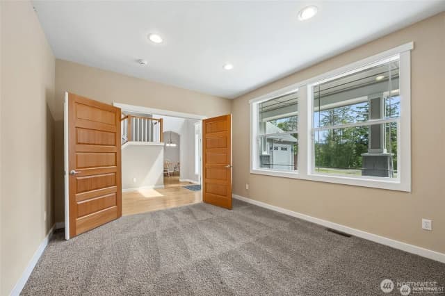 Property photo for 13123 320th Street Ct E, Graham photo 3