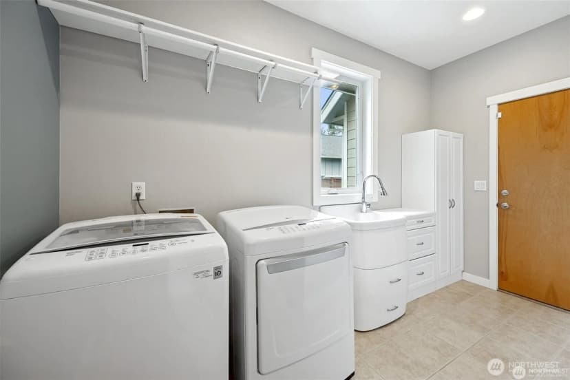 Property photo for 13123 320th Street Ct E, Graham photo 23