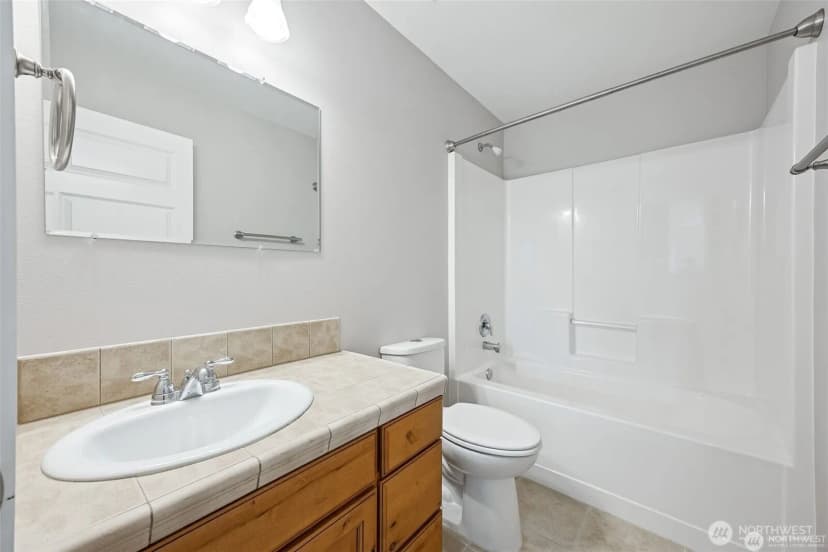 Property photo for 13123 320th Street Ct E, Graham photo 22