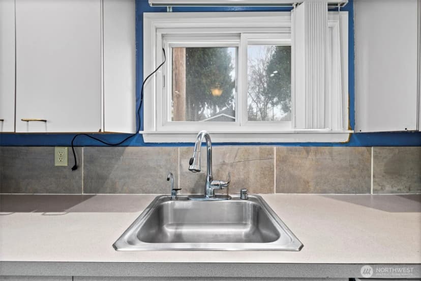 Property photo for 6666 Carleton Avenue S, Seattle photo 7