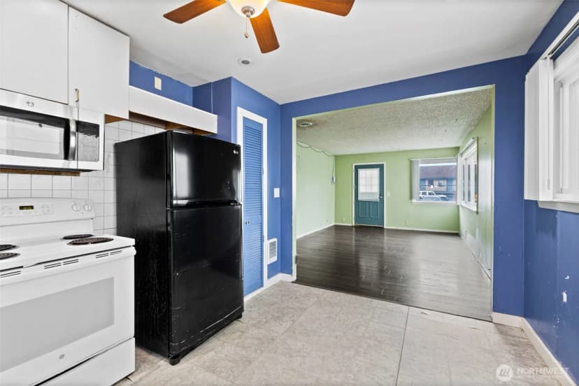 Property photo for 6666 Carleton Avenue S, Seattle photo 9