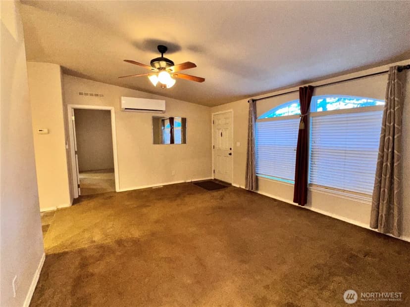 Property photo for 6174 Us Hwy 12, Morton photo 12