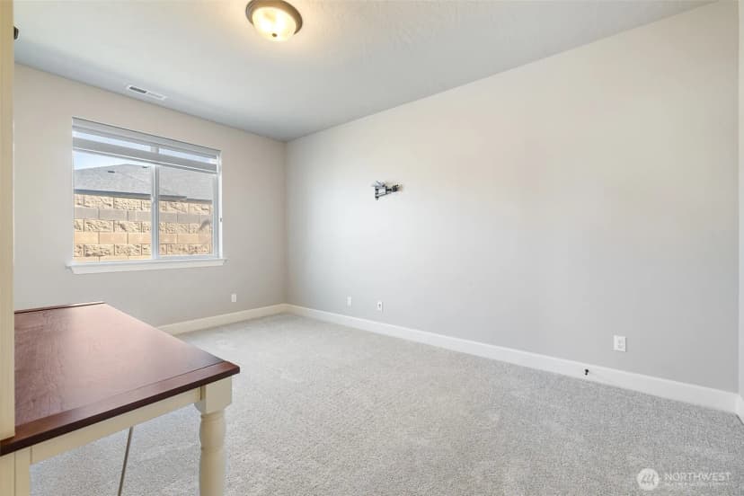 Property photo for 6631 Collins Road, West Richland photo 16
