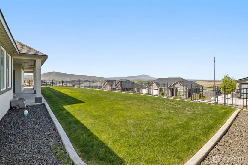 Property photo for 6631 Collins Road, West Richland photo 35