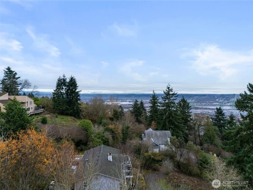 Property photo for 6318 19th Street Ne, Tacoma photo 20