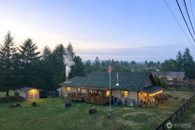Property photo for 302 Centre Street N, Rainier photo 2
