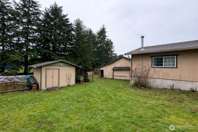Property photo for 302 Centre Street N, Rainier photo 23