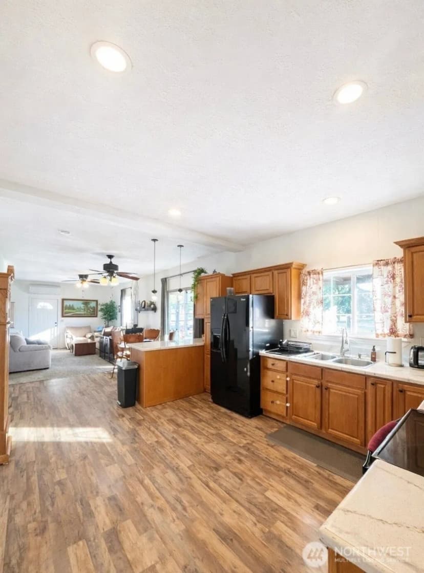 Property photo for 302 Centre Street N, Rainier photo 8