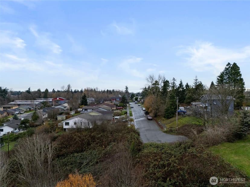 Property photo for 6312 19th Street Ne, Tacoma photo 21