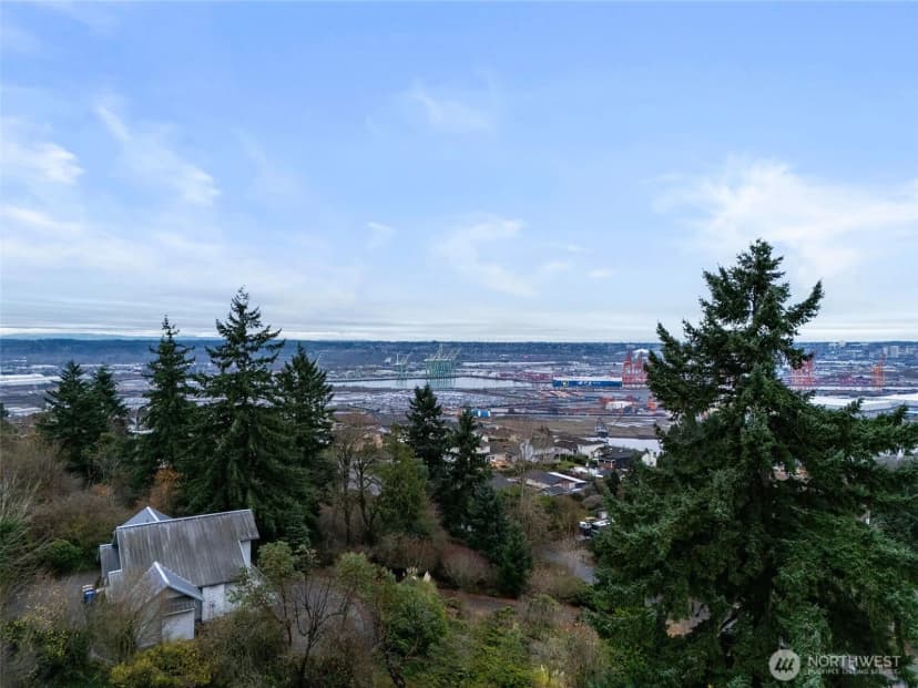 Property photo for 6312 19th Street Ne, Tacoma photo 20
