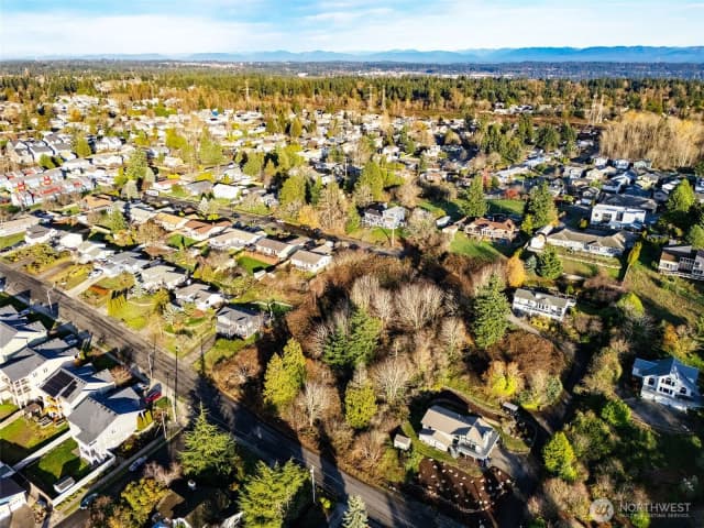 Property photo for 6312 19th Street Ne, Tacoma photo 5