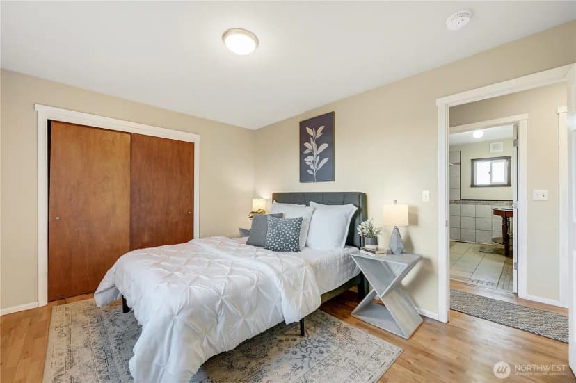 Property photo for 334 Sheridan Street, Port Townsend photo 18