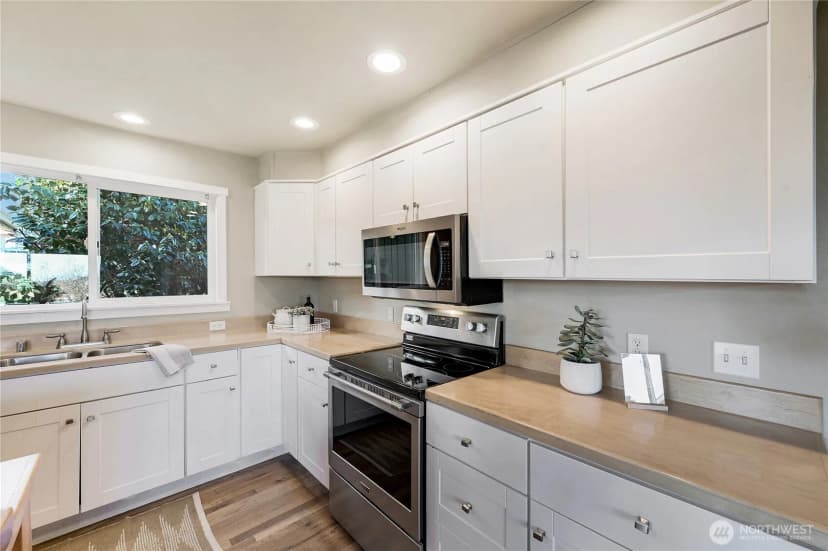 Property photo for 334 Sheridan Street, Port Townsend photo 11