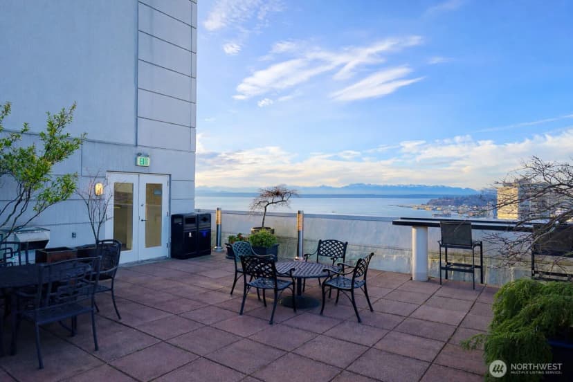 Property photo for 121 Vine Street #1702, Seattle photo 31