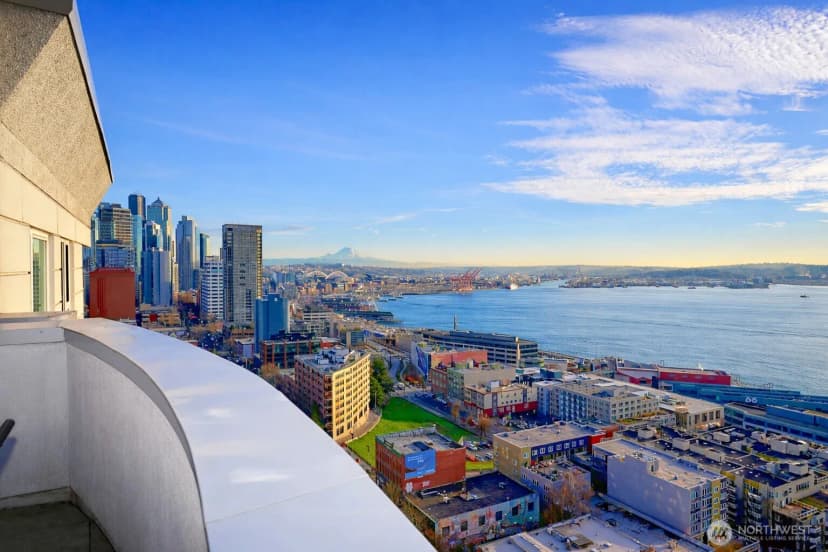 Property photo for 121 Vine Street #1702, Seattle photo 30