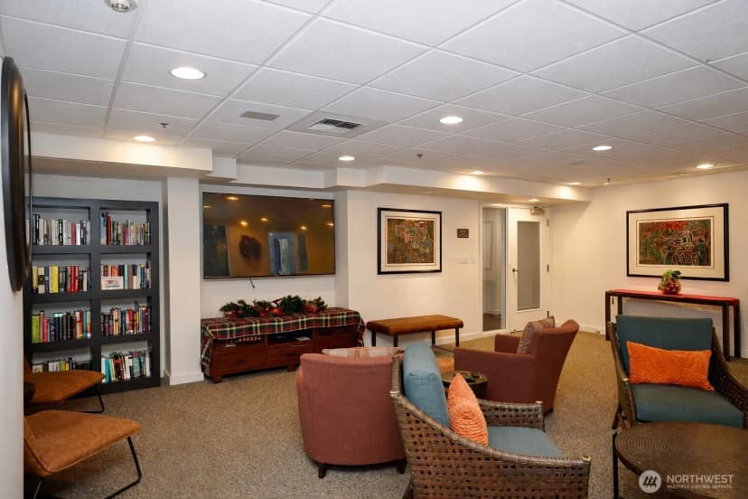 Property photo for 121 Vine Street #1702, Seattle photo 24