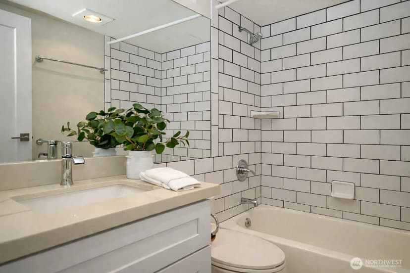 Property photo for 121 Vine Street #1702, Seattle photo 17