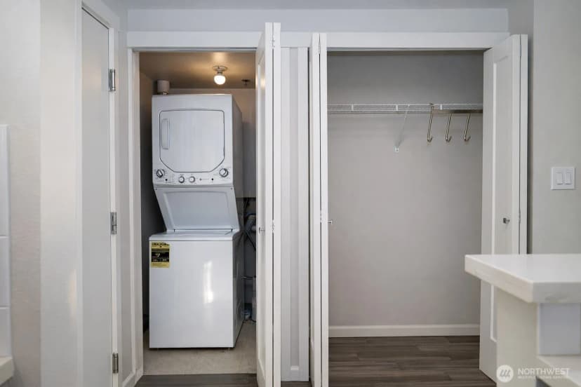 Property photo for 121 Vine Street #1702, Seattle photo 20